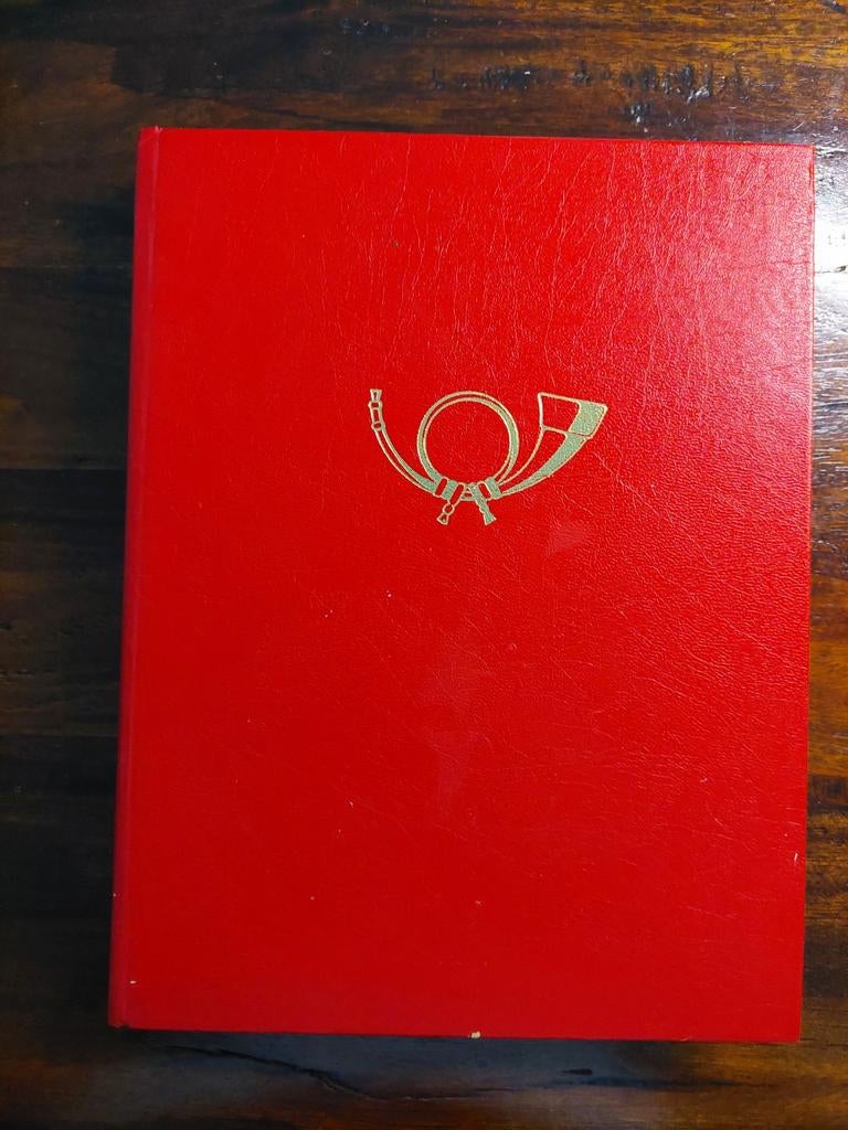 Postzegelalbum met Nederlandse en buitenlandse postzegels, Ophalen of Verzenden, Buitenland