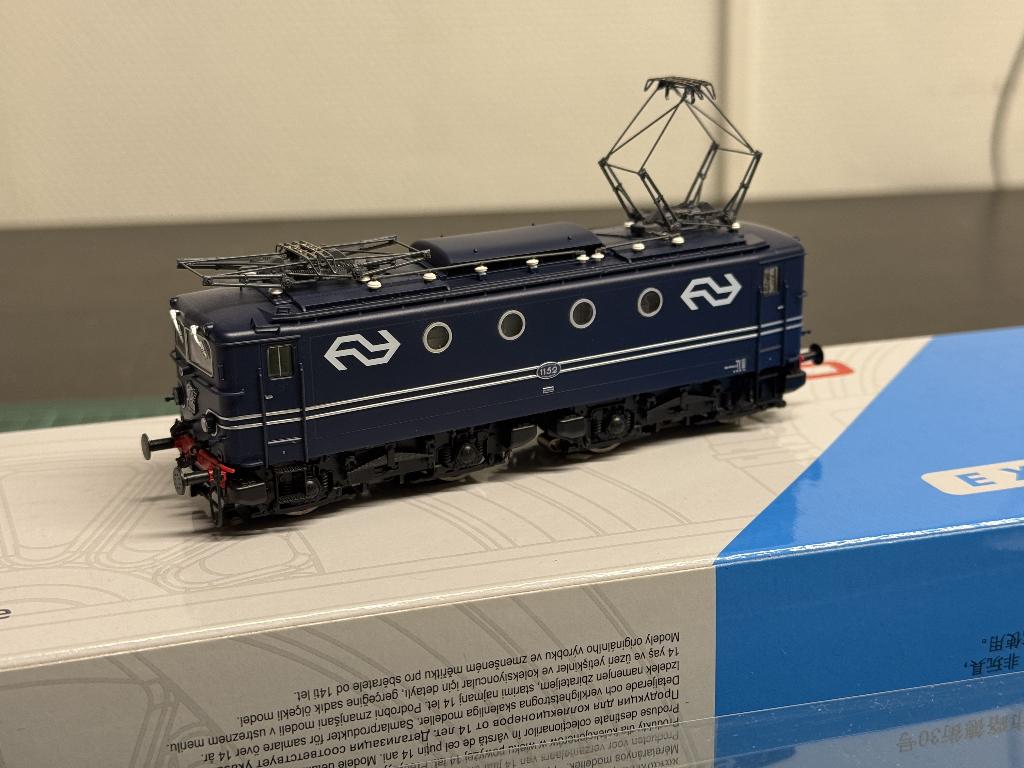 Piko 51361 NS elektrische locomotief 1152 1100 AC digitaal, Wisselstroom, Locomotief, Nieuw, NS