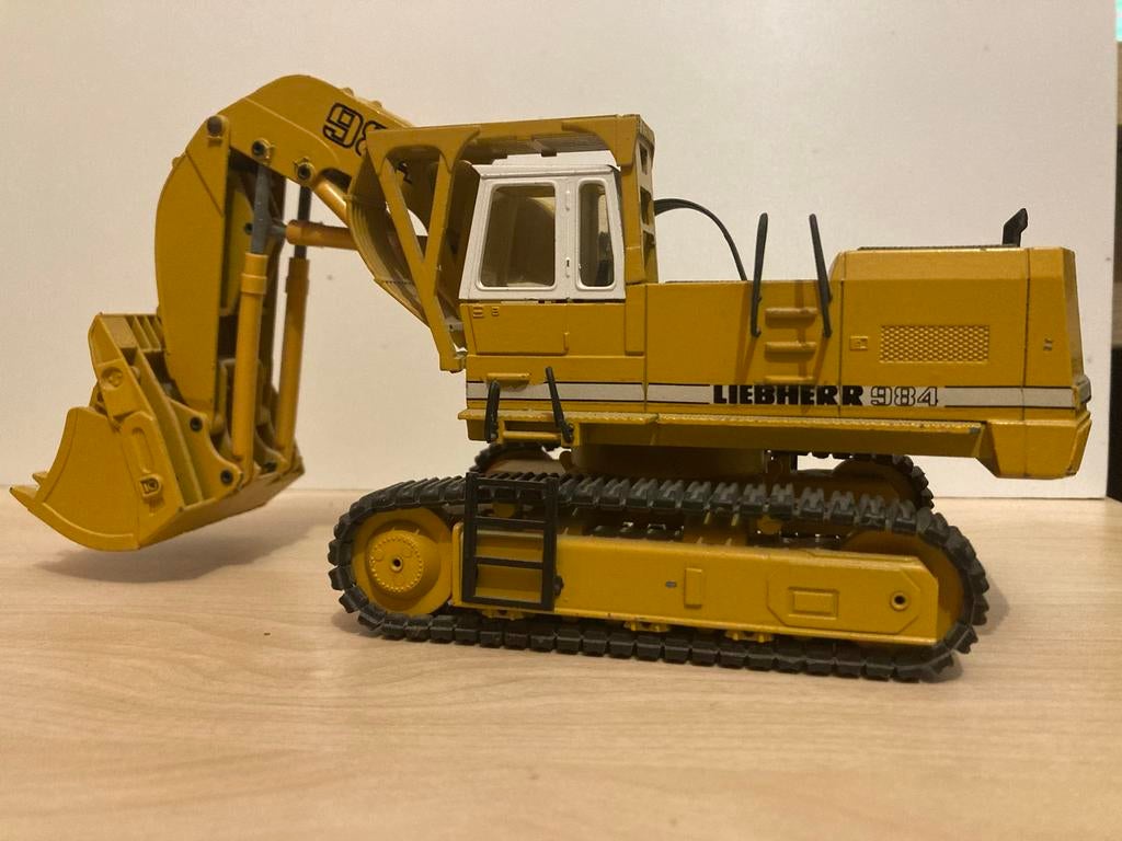 Liebherr 984 model graafmachine, Ophalen of Verzenden, Gebruikt, Overige typen, Overige merken