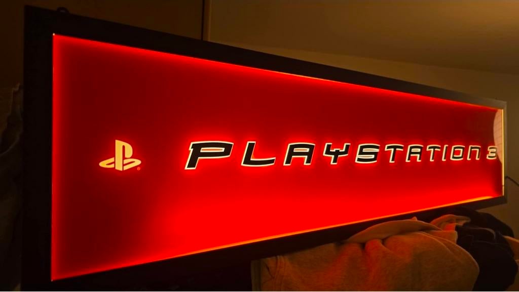 PlayStation 3 LED Lichtbak - Uniek Decoratie Item PS3, Spelcomputers en Games, Games | Sony PlayStation 3, Zo goed als nieuw, 1 speler