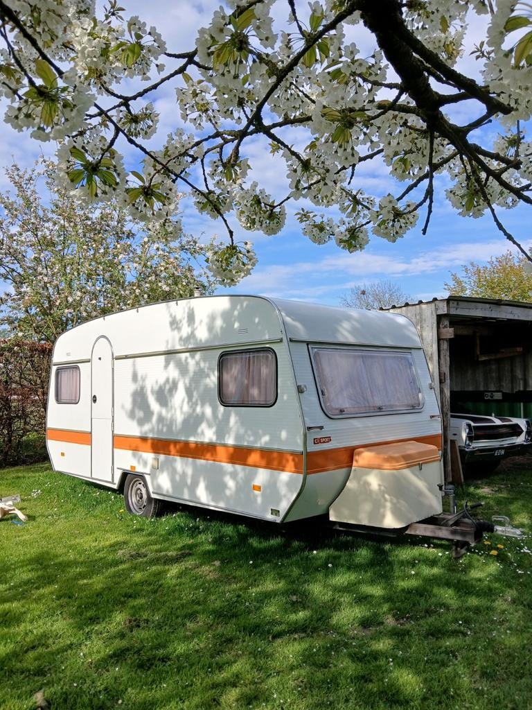 CI Sport 495 vintage caravan, Caravans en Kamperen, Treinzit, 750 - 1000 kg, Particulier, 4 tot 5 meter