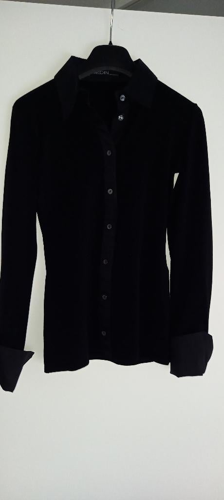 MARC CAIN ZWART BLOUSJE MAAT N2 = S, MARC CAIN., Zwart, Ophalen of Verzenden, Zo goed als nieuw