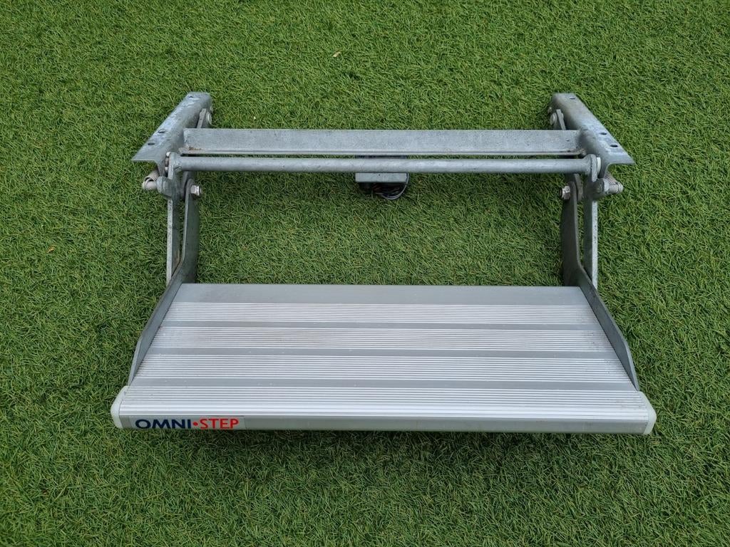 Thule Omni-step met schakelaar, Caravans en Kamperen, Ophalen of Verzenden