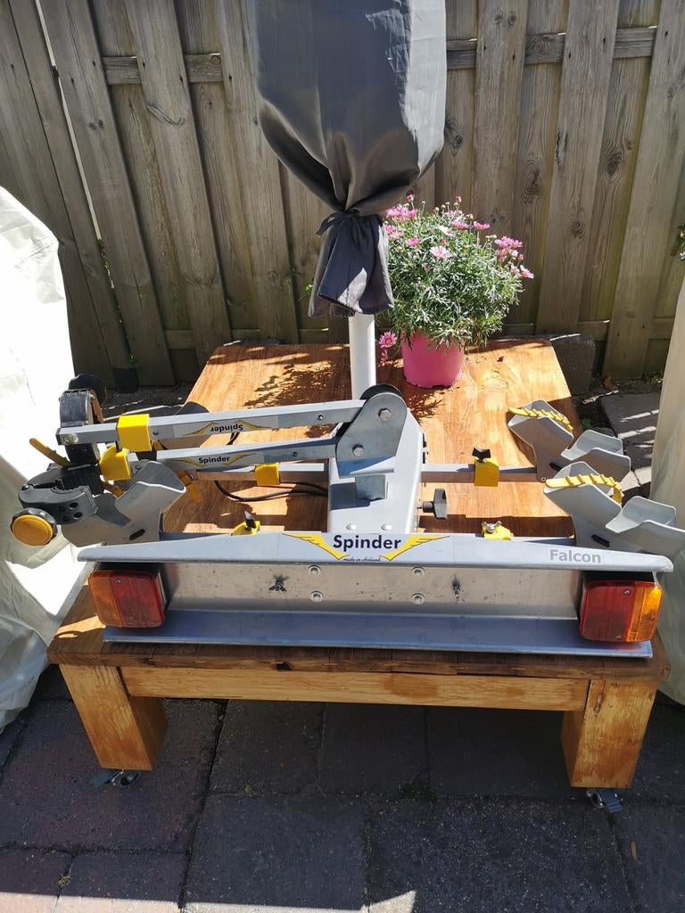 Spinder falcon fietsendrager., Ophalen of Verzenden, 2 fietsen, Gebruikt, Trekhaakdrager