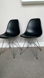 Vitra Eames DSR stoelen zwart, twee, Huis en Inrichting, Stoelen, Ophalen, Zo goed als nieuw, Zwart, Twee