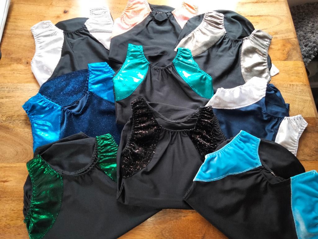 Turnpakjes voor jongens diverse maten en modellen Nieuw (2), Sport en Fitness, Turnen, Kindermaat 122 t/m 140, Ophalen of Verzenden