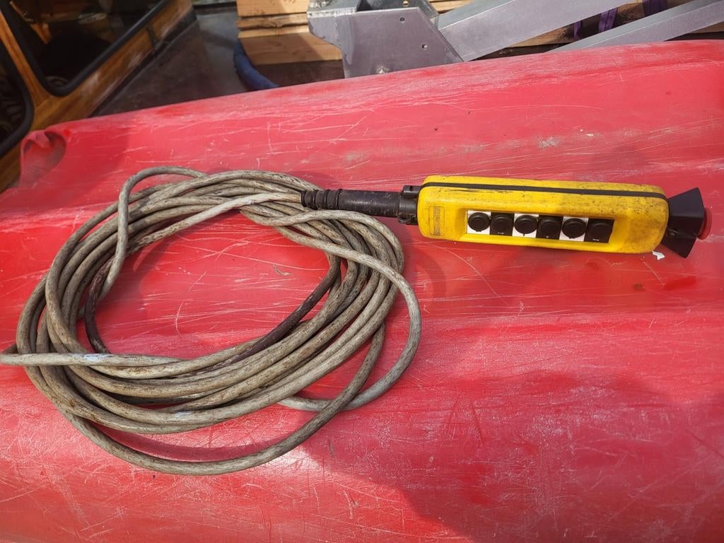 Bedienkast met knopbediening telemecanique, Hobby en Vrije tijd, Elektronica-componenten, Ophalen of Verzenden