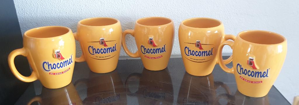 5 originele chocomel mokken., Verzamelen, Ophalen of Verzenden, Zo goed als nieuw, Gebruiksvoorwerp