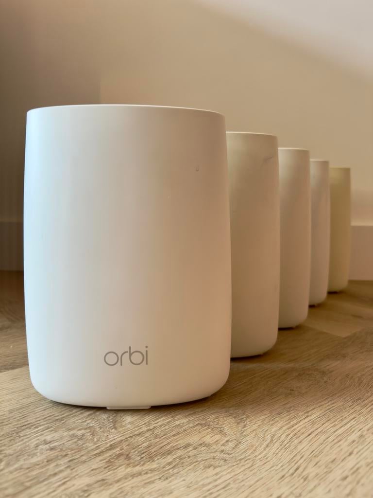 Netgear Orbi RBR50 Mesh WiFi set - Router + 3 satellieten, Ophalen, Gebruikt