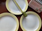 3 borden 23.5 gele rand royal sphinx, Gebruikt, Ophalen of Verzenden, Bord(en), Overige stijlen