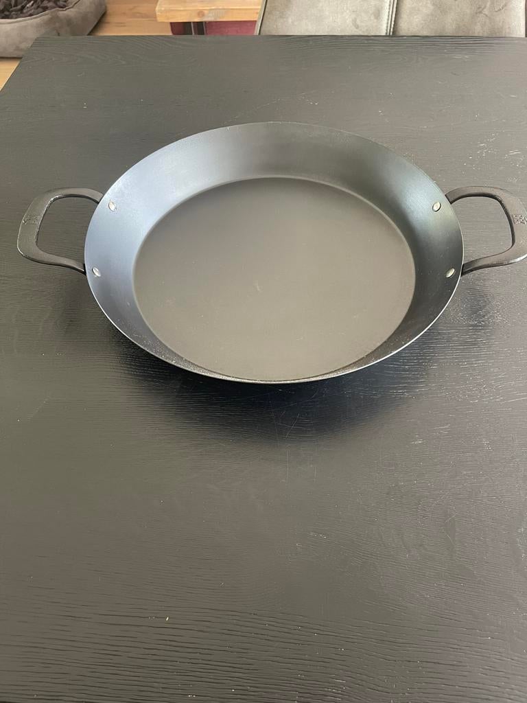 Paella pan gietijzer BK, Huis en Inrichting, Keuken | Potten en Pannen, Ophalen, Nieuw, Gietijzer, Koekenpan of Braadpan