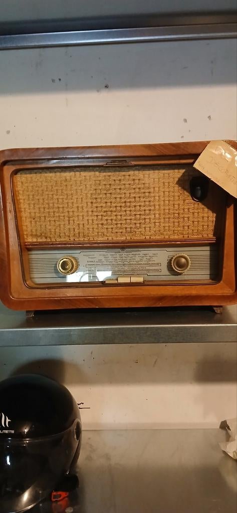 Antieke radio - Typ 299F - Werking onbekend, Ophalen