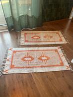 Kleurde vloer kleden, Ophalen