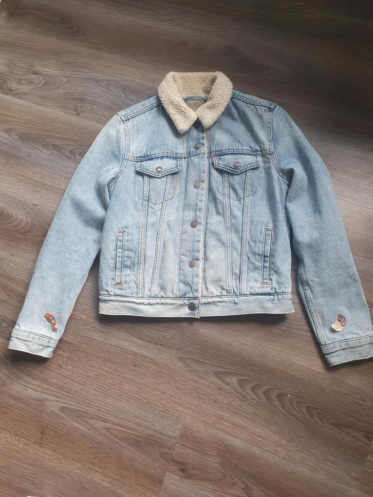 Levi's Sherpa spijkerjack, Kleding | Dames, Jassen | Winter, Zo goed als nieuw, Maat 36 (S), Blauw, Ophalen of Verzenden