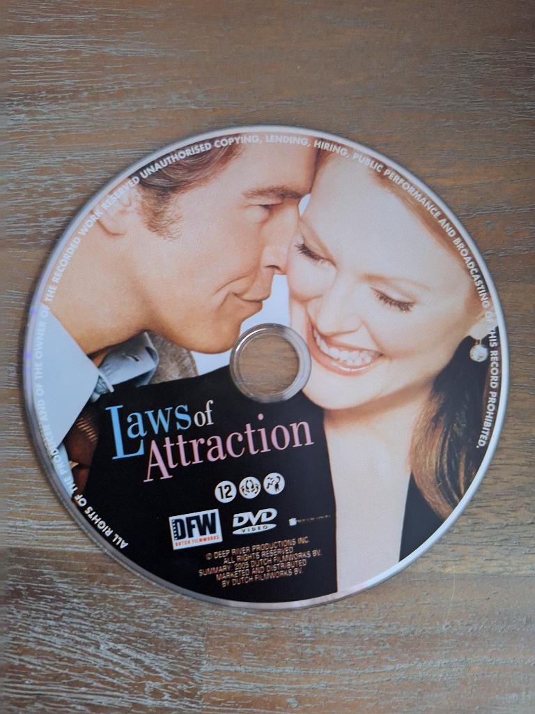 Laws of Attraction - Pierce Brosnan en Julianne Moore, Vanaf 12 jaar, Ophalen of Verzenden, Zo goed als nieuw, Romantische komedie