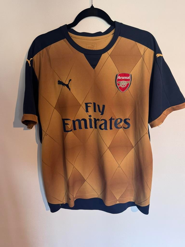 Arsenal uitshirt uit 2015/2016 özil #11, Ophalen of Verzenden, Zo goed als nieuw, Shirt