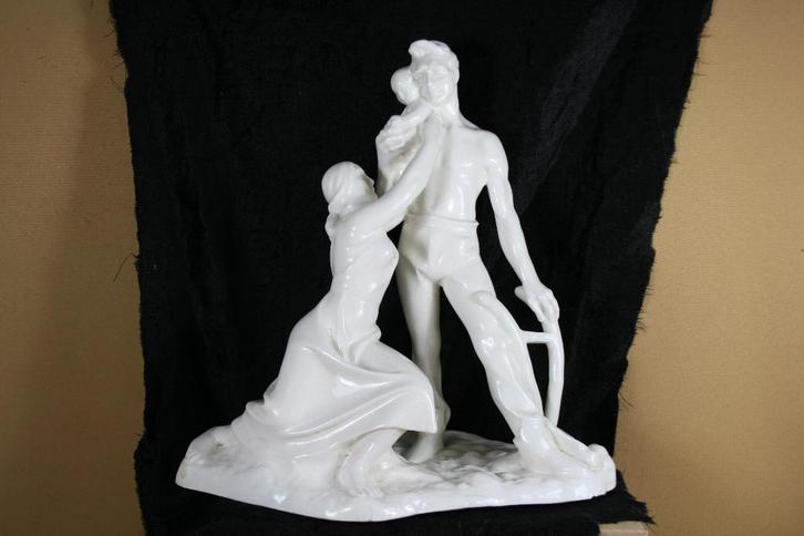 Wit aardewerk beeld Emil Hlavica 1930, Antiek en Kunst, Antiek | Keramiek en Aardewerk, Ophalen of Verzenden