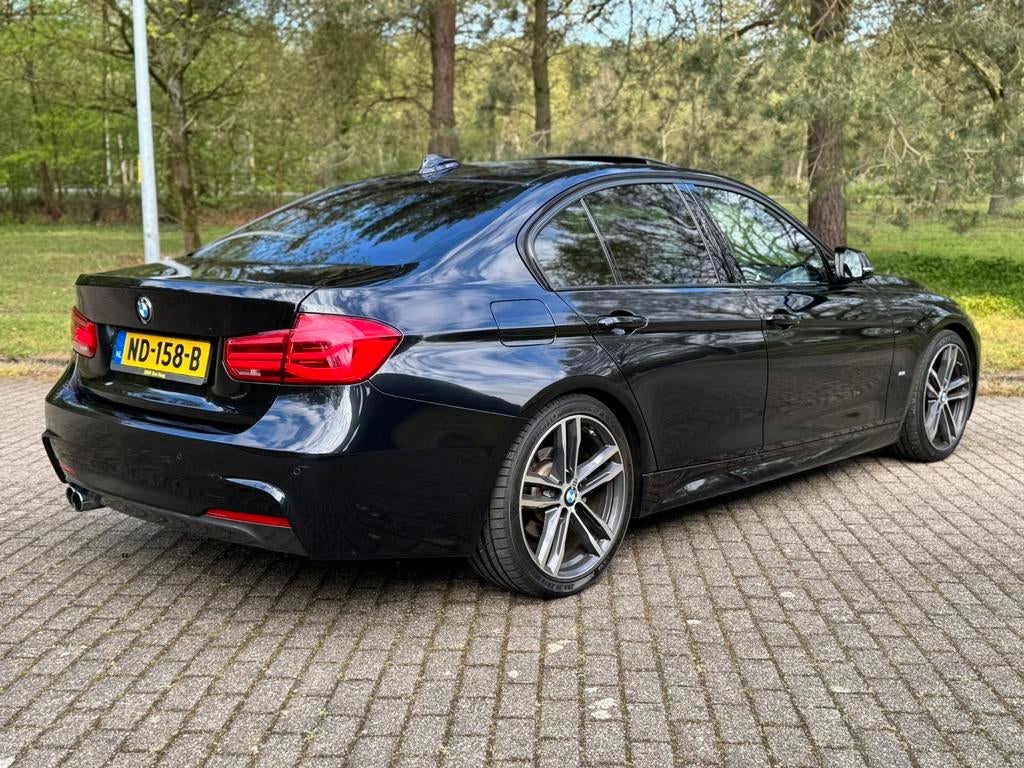 BMW 3-Serie 330e Iperformance 252pk Aut 2016 Zwart, 1998 cc, Achterwielaandrijving, Euro 6, Automatische klimaatregeling