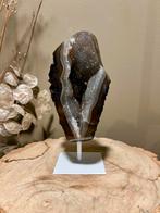 Druzy rots agaat op witte stalen voet, Ophalen of Verzenden, Mineraal