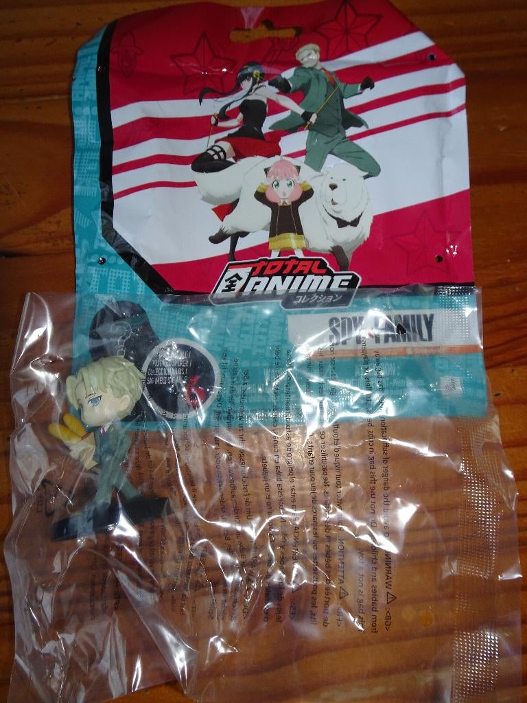 Spy x Family Total Anime figure: Loid Forger, Ophalen of Verzenden, Zo goed als nieuw