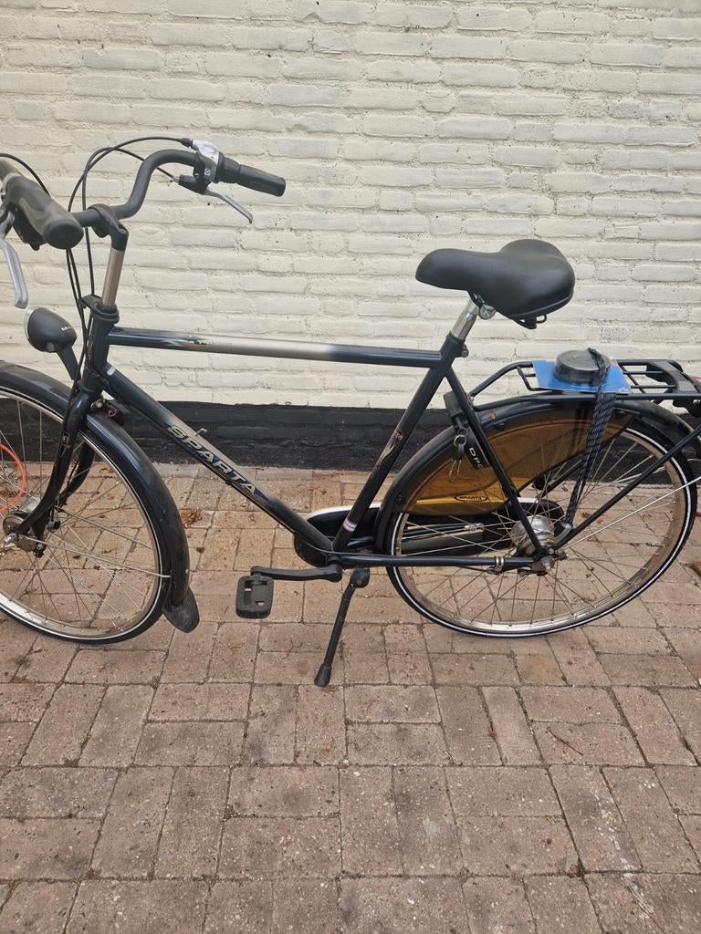 Sparta damesfiets, twee lekke banden, Fietsen en Brommers, Fietsen | Dames | Damesfietsen, Ophalen