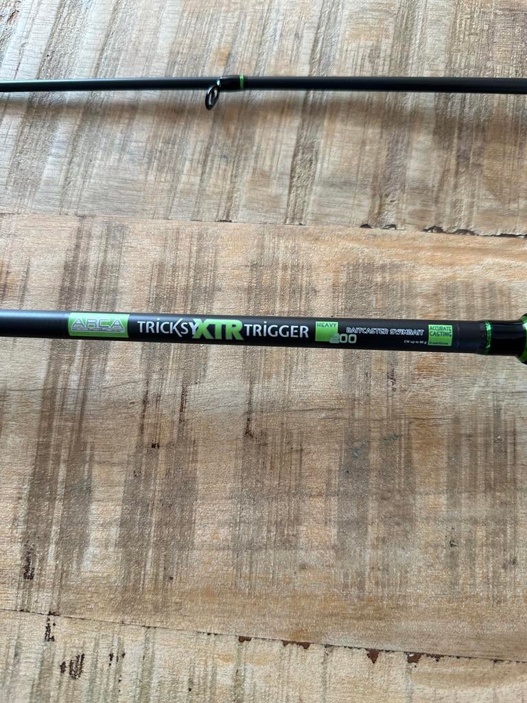 Nieuwe Arca Tricksy reelhengel + molen gevl lijn, 2.00m 90gr, Ophalen of Verzenden, Nieuw, Complete set