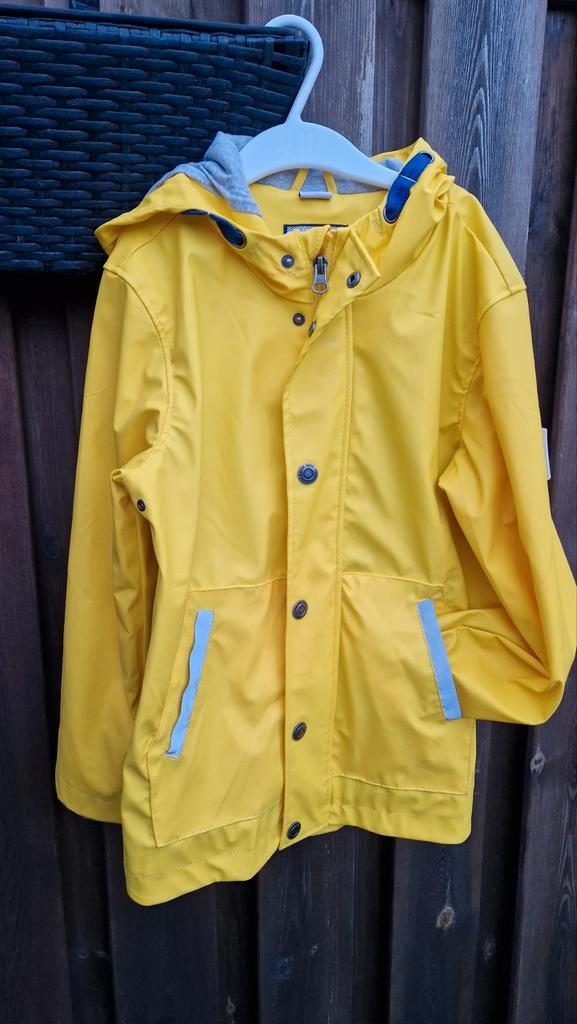 Gele regenjas maat 140 - Rainy Days Club, Caravans en Kamperen, Regenkleding, Nieuw, Regenjas, Kinderen, Ophalen