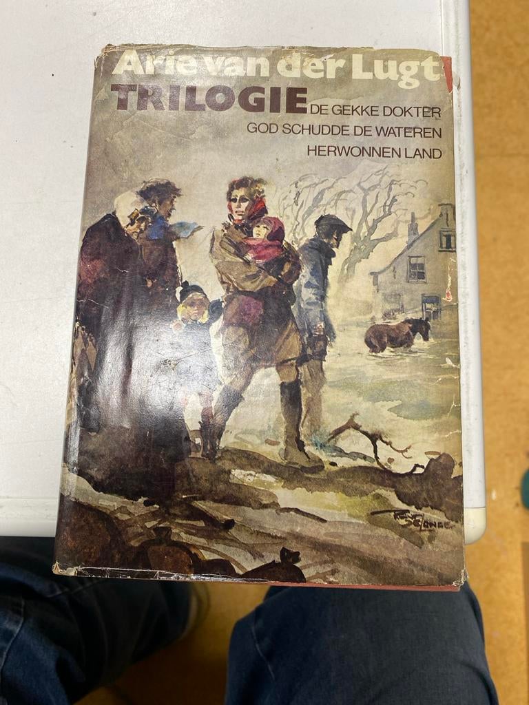Arie van der Lugt - Trilogie: De Gekke Dokter e.a., Ophalen of Verzenden, Gelezen, Nederland