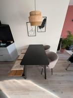 Eetkamer set: tafel, 2 stoelen en steigerhout bank, Ophalen, Gebruikt, Minder dan 4 stoelen