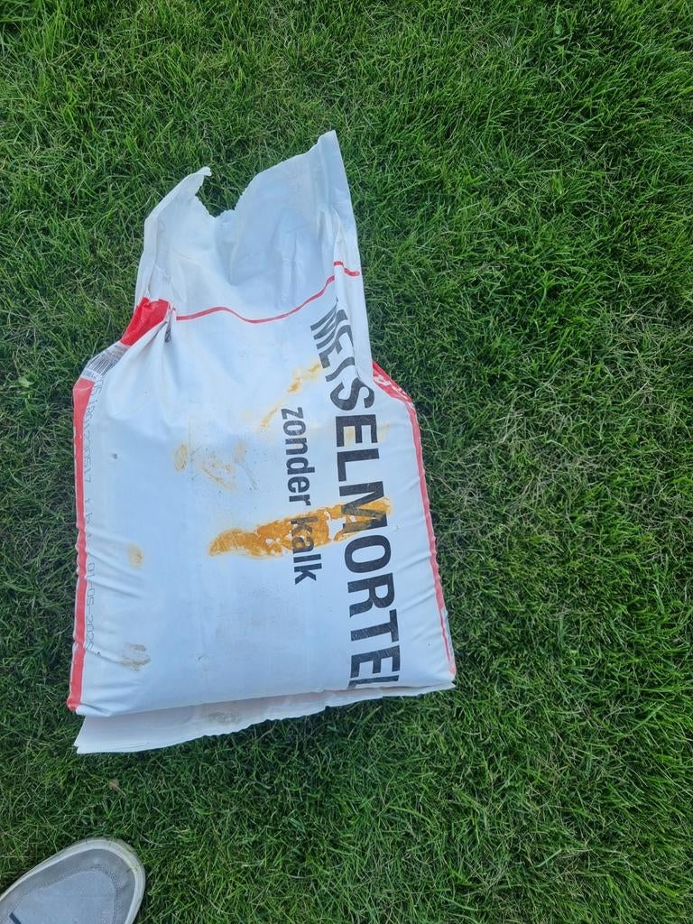 Metselmortel zonder kalk, Ophalen