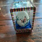 Handbeschilderd chinees ei in glazen doosje., Ophalen of Verzenden