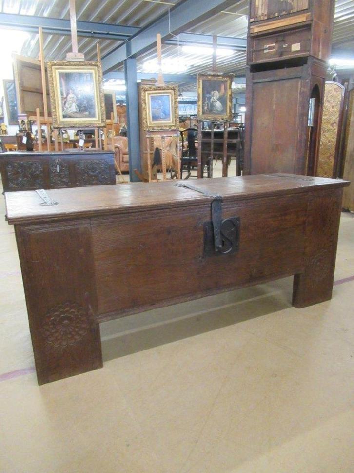 Oer 11774 laat Gotische eiken "Stollentruhe" met S slot, Antiek en Kunst, Antiek | Overige Antiek, Ophalen