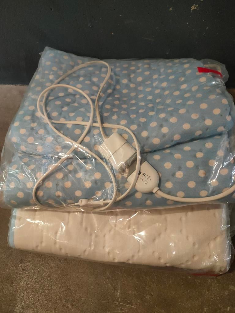 2 Elektrische Dekens, Huis en Inrichting, Slaapkamer | Beddengoed, Ophalen, Nieuw, Eenpersoons, Deken of Dekbed