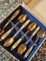 Vintage Vergulde Lepeltjes met Bloemenmotief - Set van 6, Antiek en Kunst, Antiek | Bestek, Ophalen of Verzenden