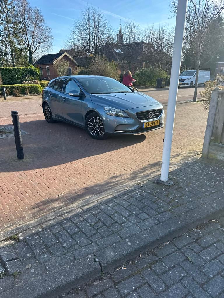 Volvo V40 1.6 D2 2013 Blauw, Auto's, Voorwielaandrijving, 28 km/l, 4 cilinders, Origineel Nederlands