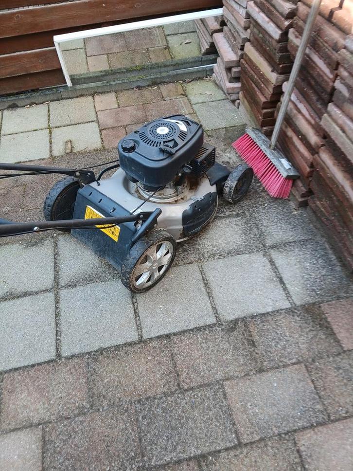 Grasmaaier opknapper - Benzine, Tuin en Terras, Grasmaaiers, Gebruikt, Benzine-grasmaaier, 40 t/m 49 cm, Cirkelmaaier, Ophalen of Verzenden