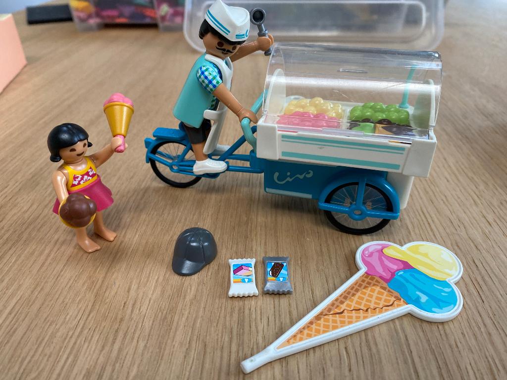 Playmobil Family Fun ijsjesverkoper, Ophalen of Verzenden, Zo goed als nieuw, Complete set