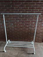 Ikea verstelbare kledingrek, Ophalen