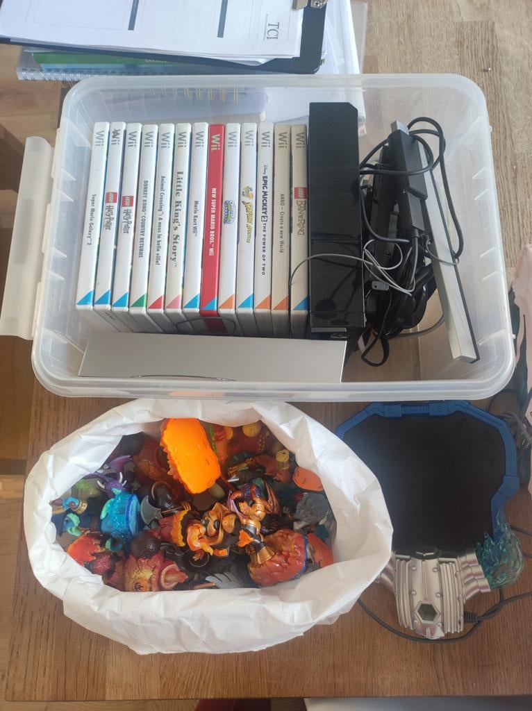 Nintendo Wii Compleet Pakket: Console, 13 Games & Skylanders, Ophalen of Verzenden