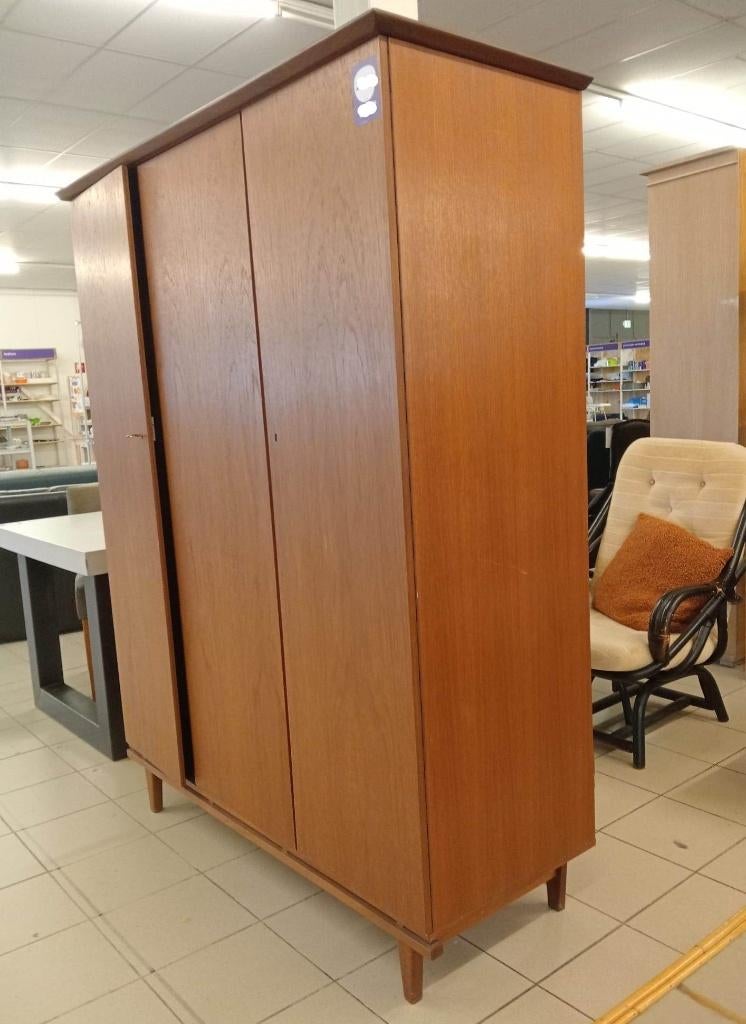  vintage teakhouten kledingkast uit de jaren '60, 100 tot 150 cm, Teakhout, Ophalen of Verzenden, Zo goed als nieuw