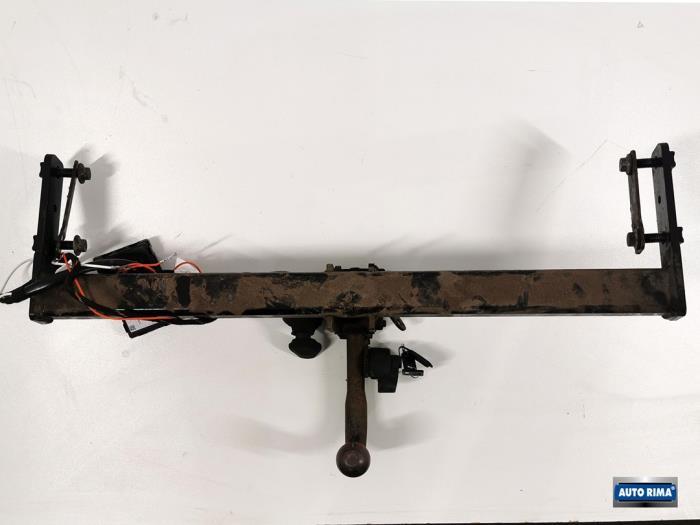 Trekhaak van een Volvo V60, Gebruikt, -, -, Ophalen of Verzenden