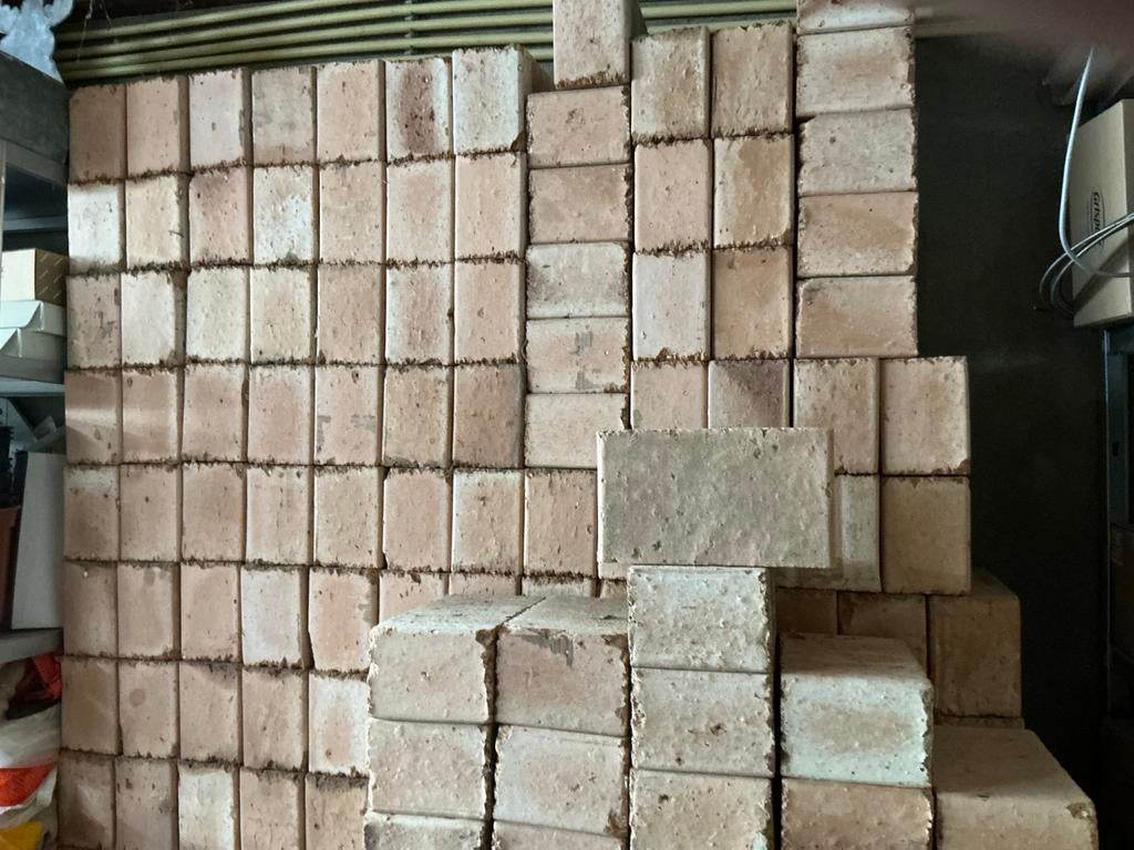 Poriso stenen, Doe-het-zelf en Verbouw, Metselstenen, Ophalen of Verzenden, Zo goed als nieuw, Bakstenen