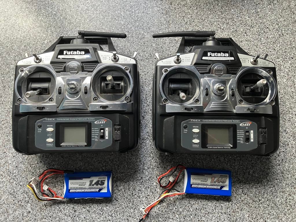 2 Futaba zenders T6EX 2.4 ghz met lipo en training kabel, Ophalen of Verzenden, Gebruikt