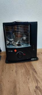 Kachel incl. 25 liter petroleum, Ophalen, Zo goed als nieuw