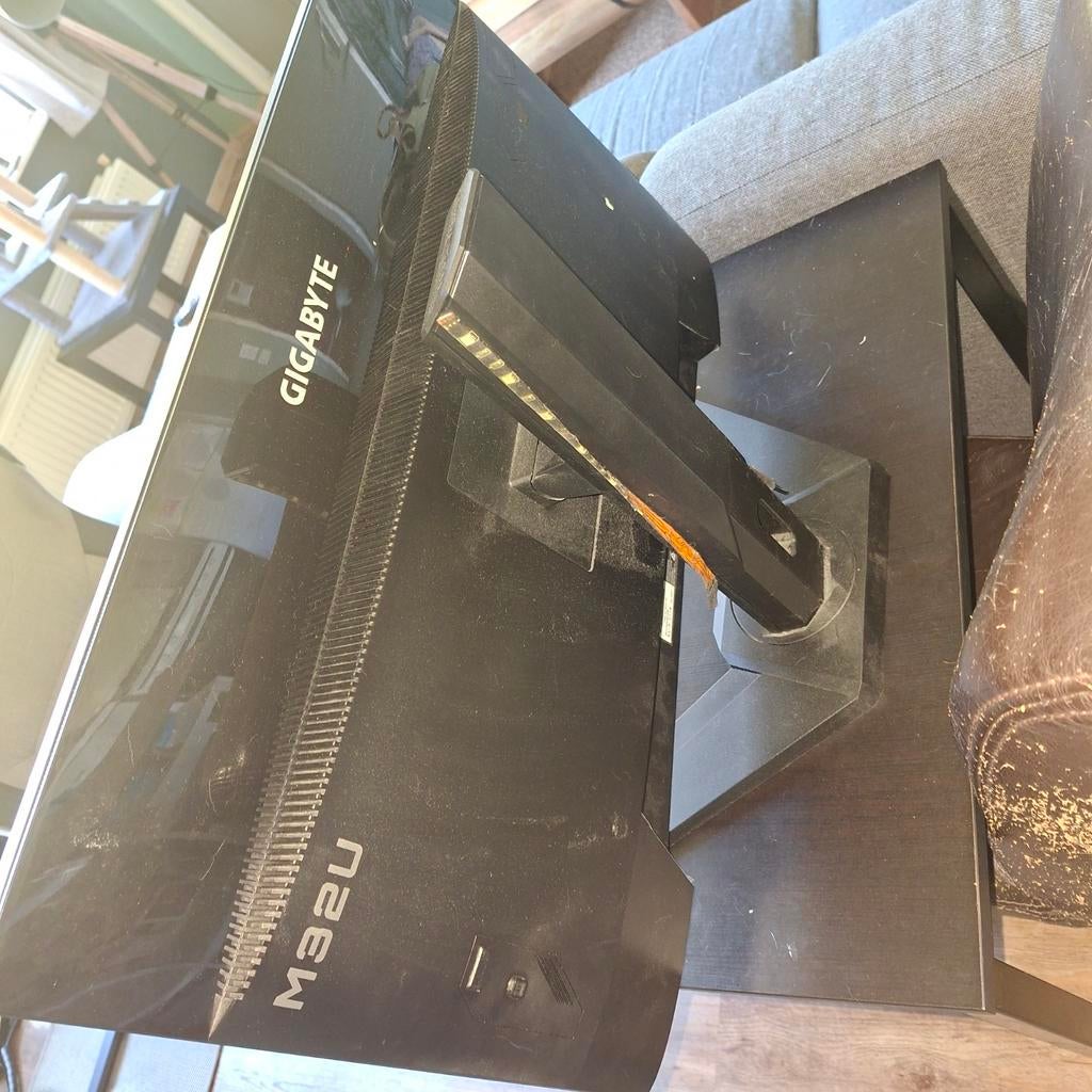 Defecte Gigabyte M32U 4K monitor - voor onderdelen, Computers en Software, Monitoren, Ophalen of Verzenden