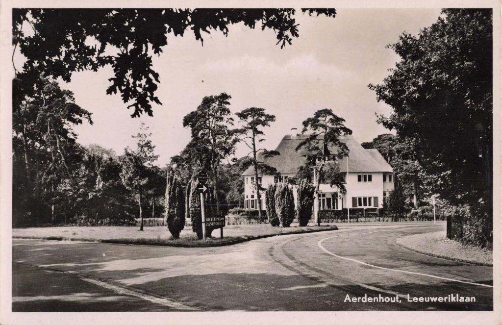 Aerdenhout Leeuweriklaan OM257, Ophalen, 1940 tot 1960, Gelopen, Noord-Holland