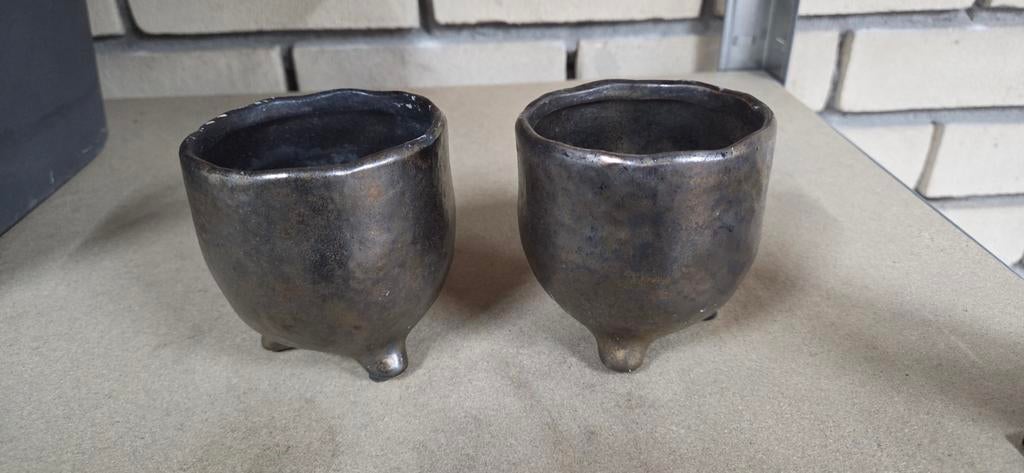 Twee kleine plantenpotjes - 8x9 cm, Tuin en Terras, Gebruikt, Rond, Binnen, Ophalen of Verzenden