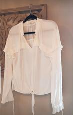 MOOIE witte blouse met roesjes
 "Aaiko", Aaiko, Wit, Ophalen of Verzenden, Zo goed als nieuw