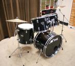 drumstel: shock beginners zwart 22/12/13/16/14sn bekkenset, Muziek en Instrumenten, Gebruikt, Jouwdrumstel@gmail.com, Ophalen