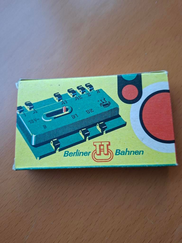 10 X Berliner Bahnen Schakelrelais 8410., Overige merken, Wisselstroom, Overige typen, Nieuw